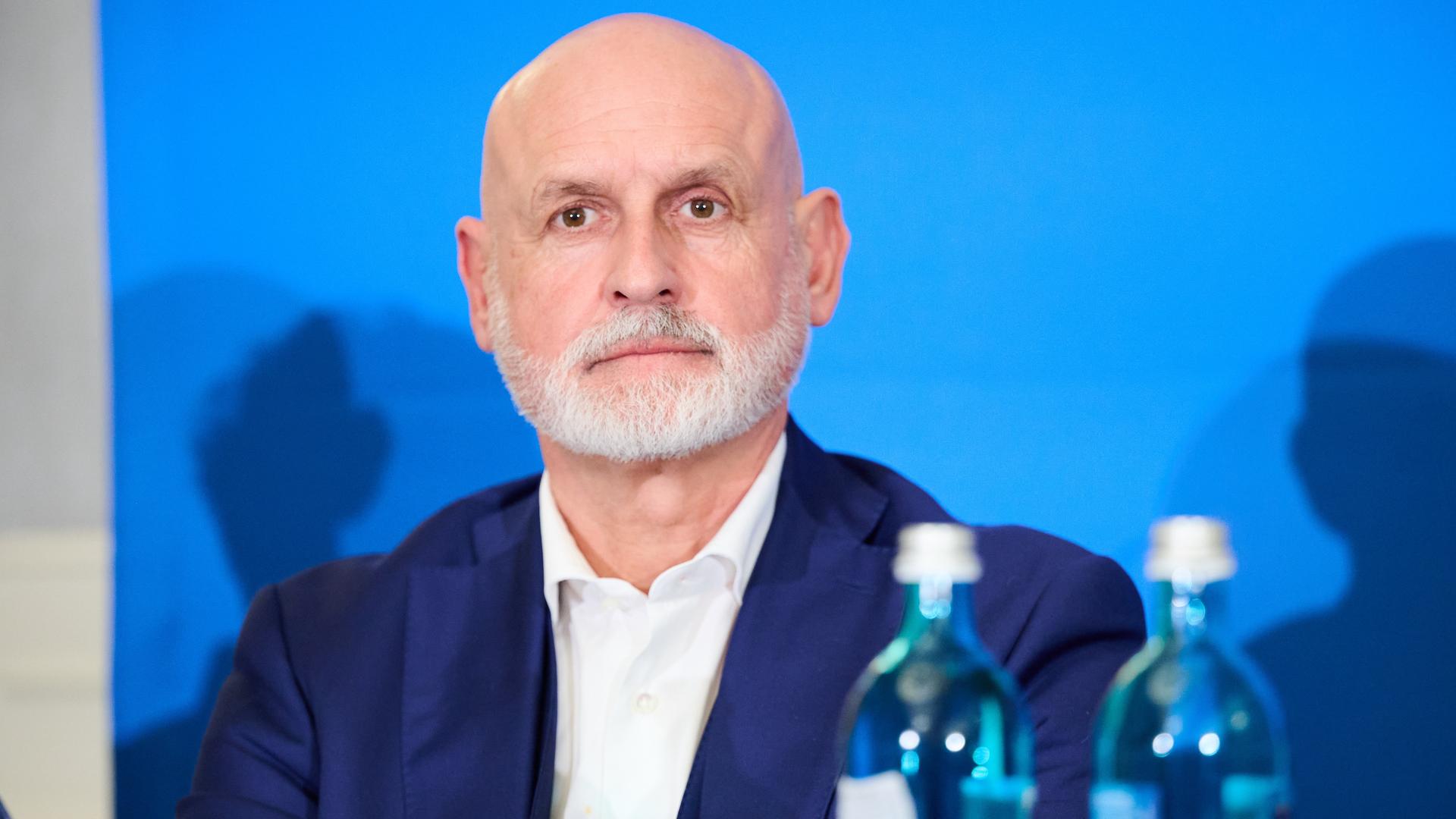 Der stellvertretende Beamtenbund-Bundesvorsitzende Volker Geyer Der stellvertretende Beamtenbund-Bundesvorsitzende Volker Geyer