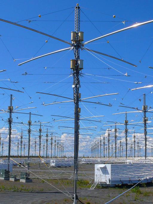 Antennen des zivilgesellschaftlichen HAARP-Projekts in Alaska (USA). Das Forschungsprogramm untersucht die Atmosphäre. 