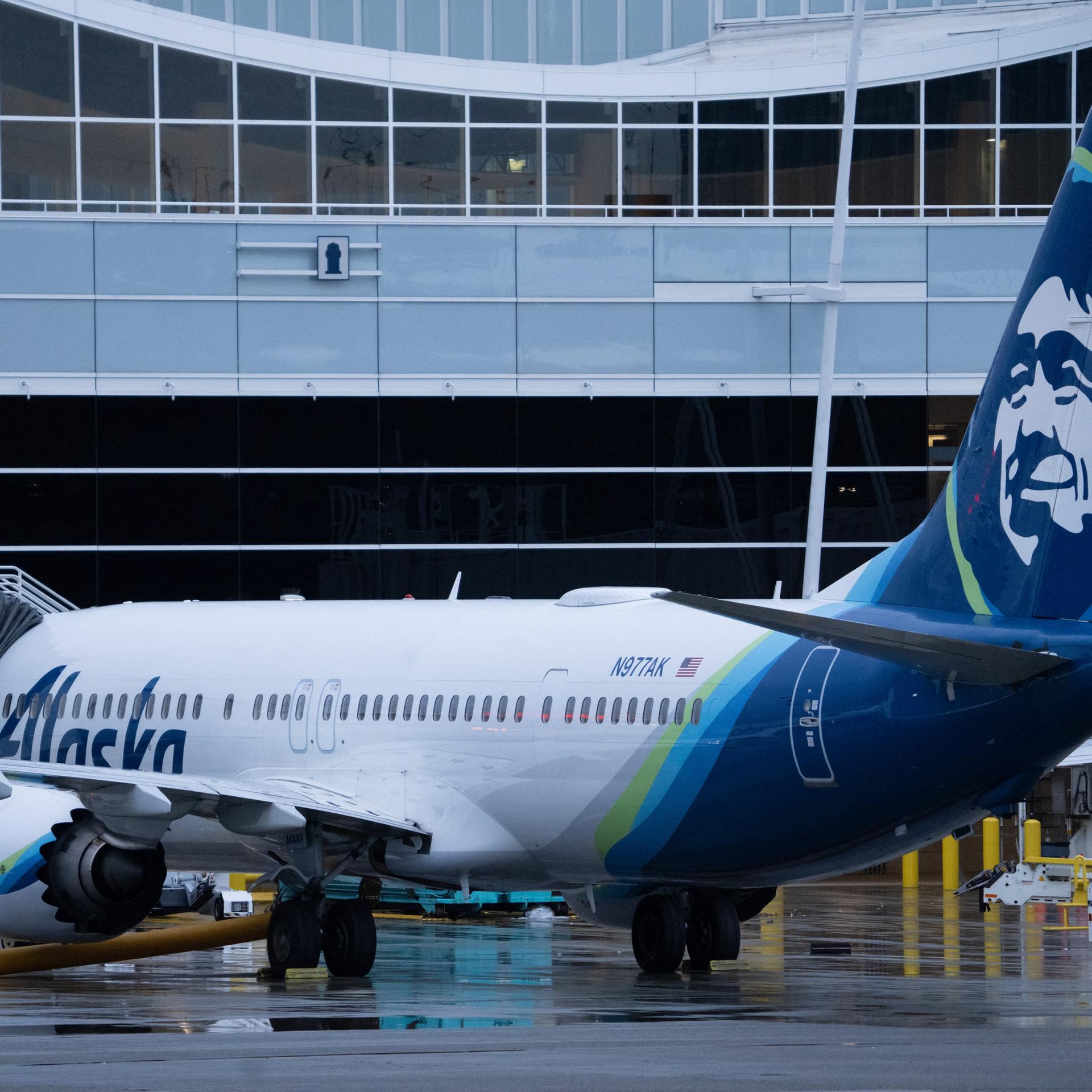 Eine Boeing 737 MAX auf einem Rollfeld