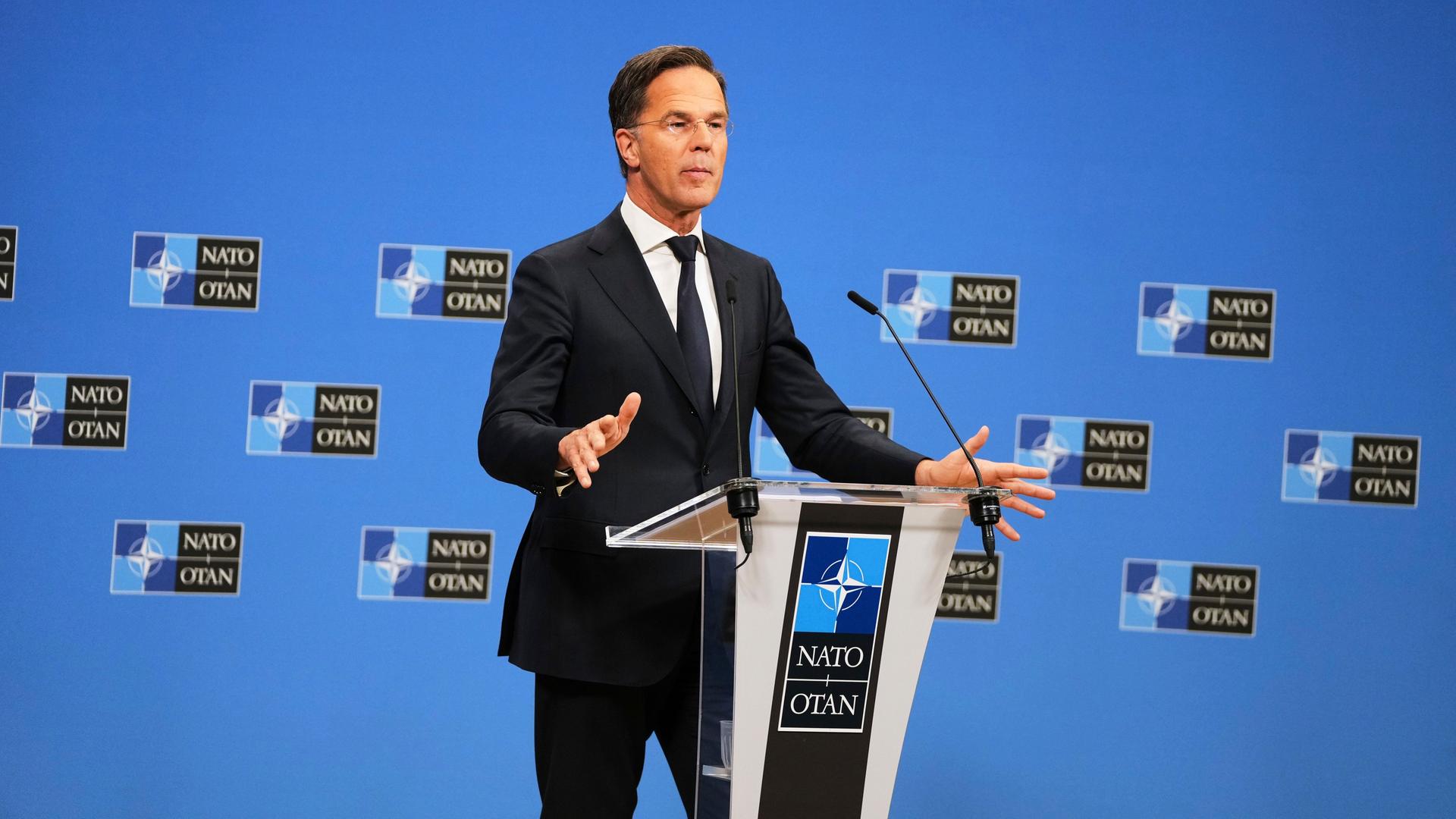 Brüssel: Mark Rutte, Nato-Generalsekretär, spricht während einer Pressekonferenz vor einer Sitzung der Ukraine-Verteidigungskontaktgruppe im Nato-Hauptquartier. Brüssel: Mark Rutte, Nato-Generalsekretär, spricht während einer Pressekonferenz vor einer Sitzung der Ukraine-Verteidigungskontaktgruppe im Nato-Hauptquartier.