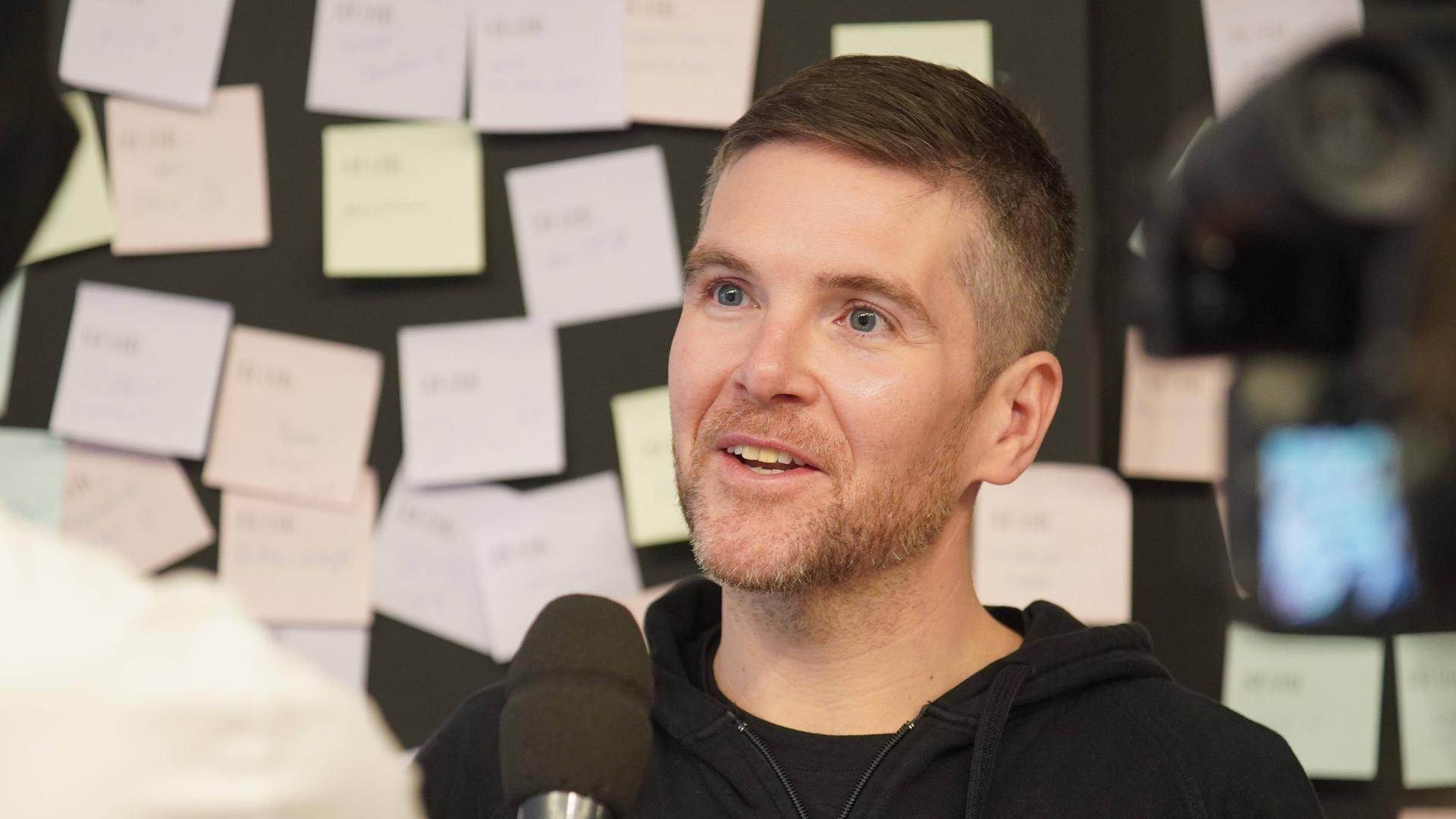 Dieter Ripberger im Interview. Dieter Ripberger im Interview.