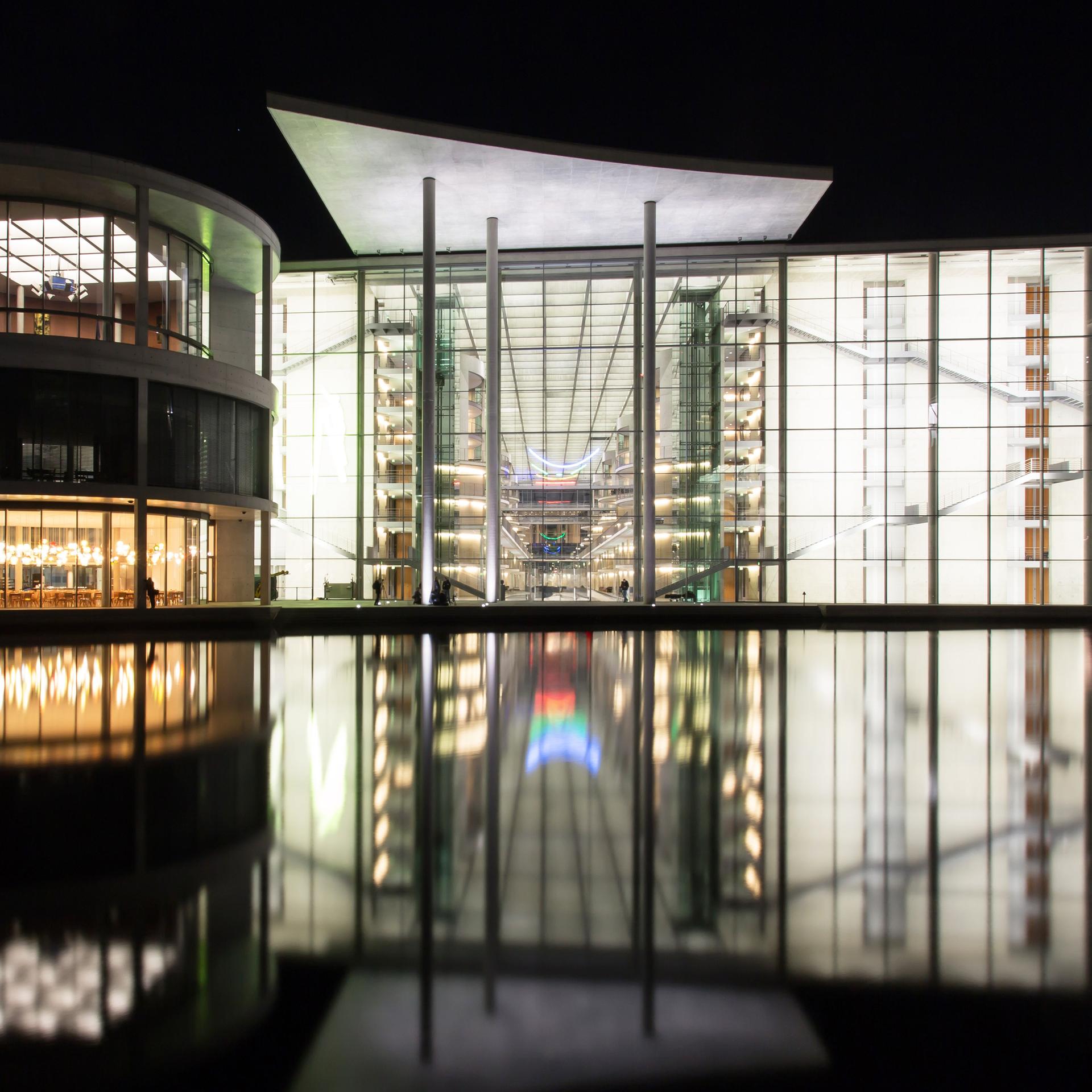 Bundestag - Die unsichtbare Arbeit der Wissenschaftlichen Dienste