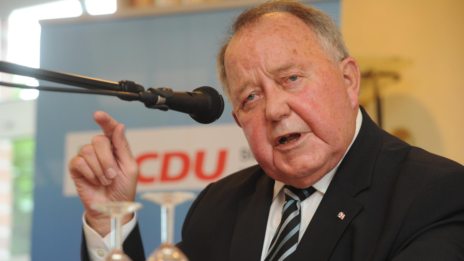 Der CDU-Politiker Bernhard Worms bei einer Parteiveranstaltung im Jahr 2011. Der CDU-Politiker Bernhard Worms bei einer Parteiveranstaltung im Jahr 2011.