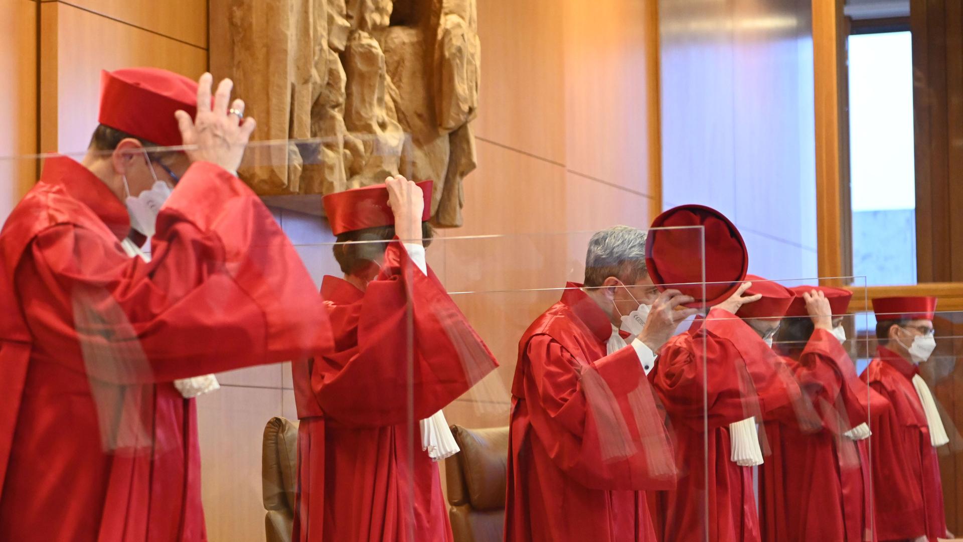 Bundesverfassungsgericht - zu bayerischen Verfassungsschutzgesetz Bundesverfassungsgericht - zu bayerischen Verfassungsschutzgesetz