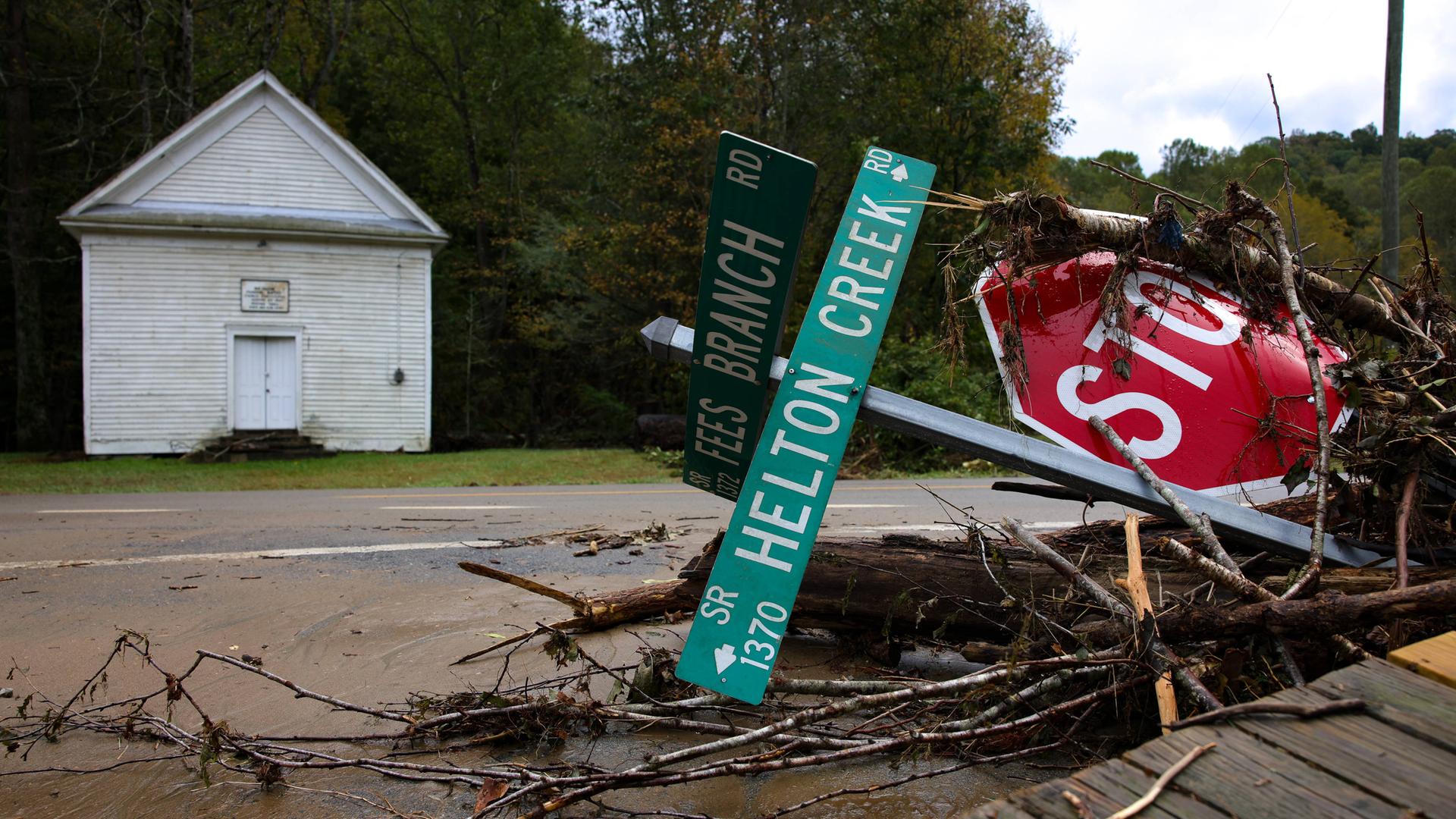 Verwüstungen durch Hurricane Helene in North Carolina, Lansing. September 30, 2024. Der Hurricane hinterlässt viele Zerstörungen. 