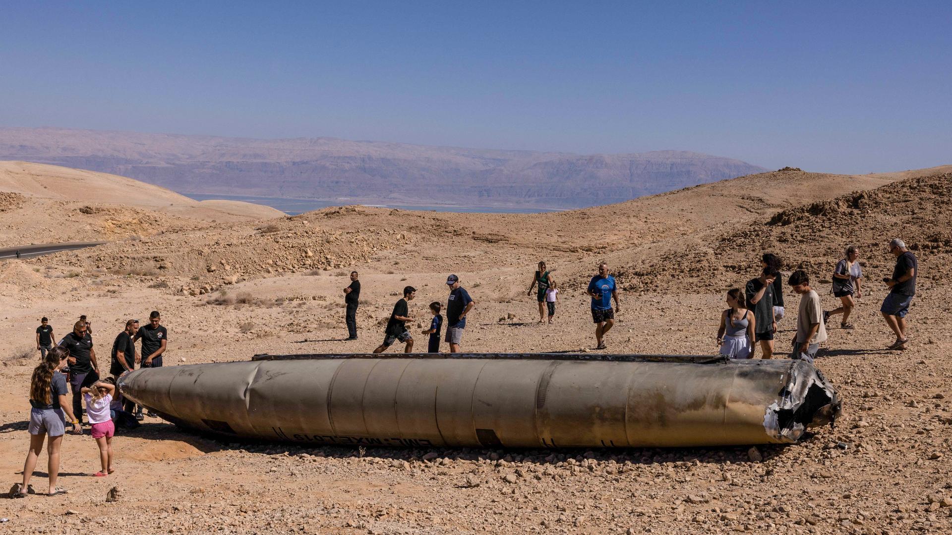 Überreste einer iranischen Rakete in der Negev-Wüste in der Nähe von Arad. 