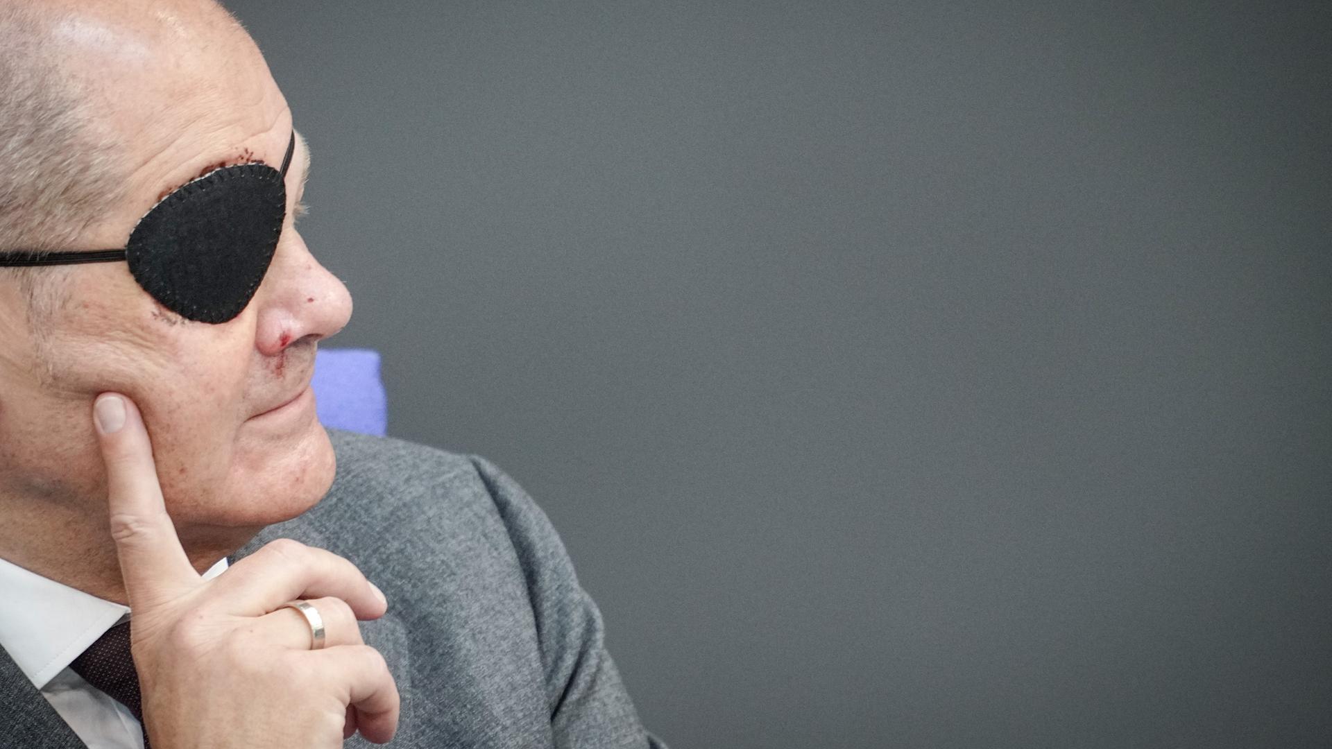 Bundeskanzler Olaf Scholz (SPD) nimmt an der Generaldebatte des Bundestags teil. Die Generalaussprache nimmt bei der Haushaltsdebatte des Bundestags die aktuellen Themen der Politik der Bundesregierung auf.