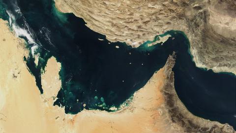 Eine Satellitenaufnahme zeigt den Persischen Golf und den Golf von Oman mit der Straße von Hormus.