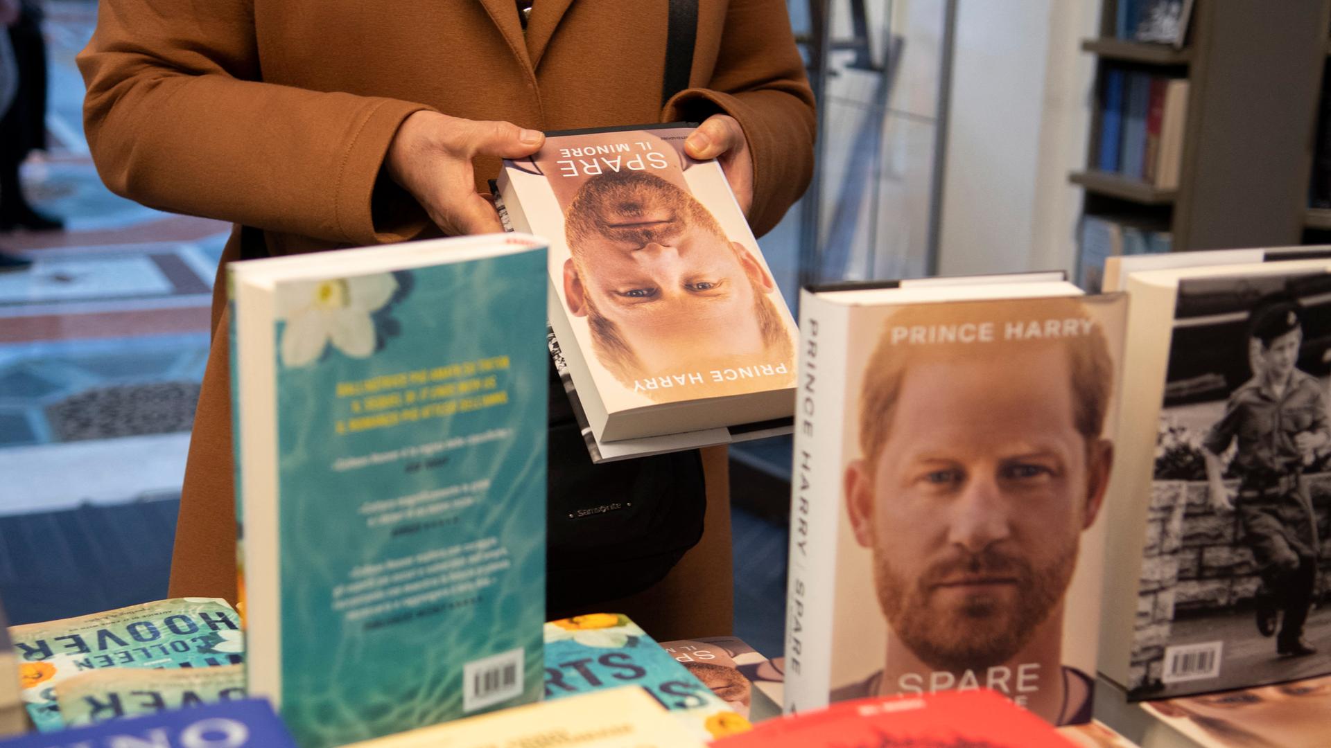 Die Autobiographie von Prinz Harry, "'Spare", sorgt für Diskussionen Die Autobiographie von Prinz Harry, "'Spare", sorgt für Diskussionen