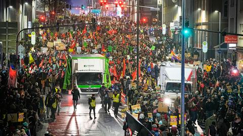 Proteste gegen die Gründung einer neuen AfD-Jugendorganisation in Gießen