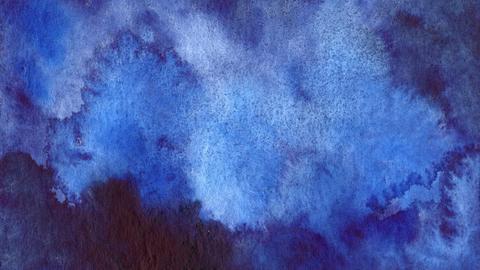 Abstrakter blauer Aquarell-Hintergrund mit wolkiger Textur