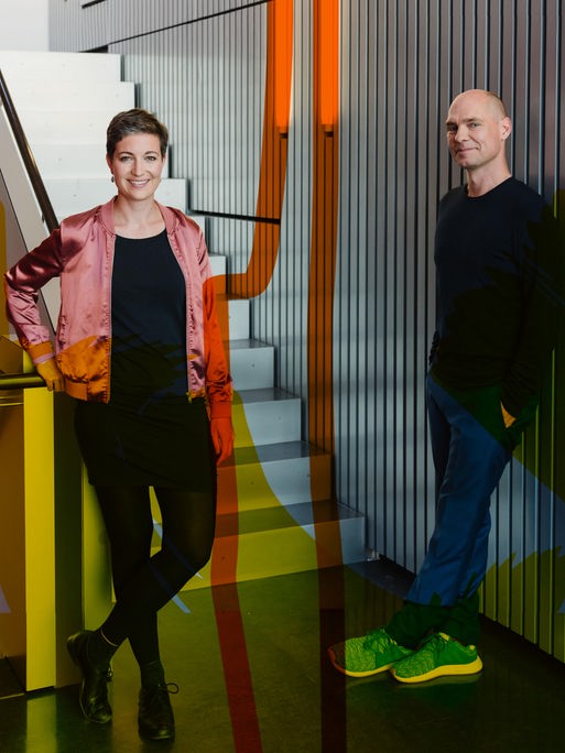 Podcast: Studio 9 - Der Tag mit ... Im Bild das Moderationsteam Jana Münkel und Korbinian Frenzel
