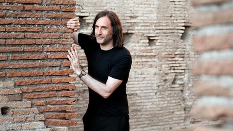 Paul Lynch in Rom an archäolgischen Park 2024.