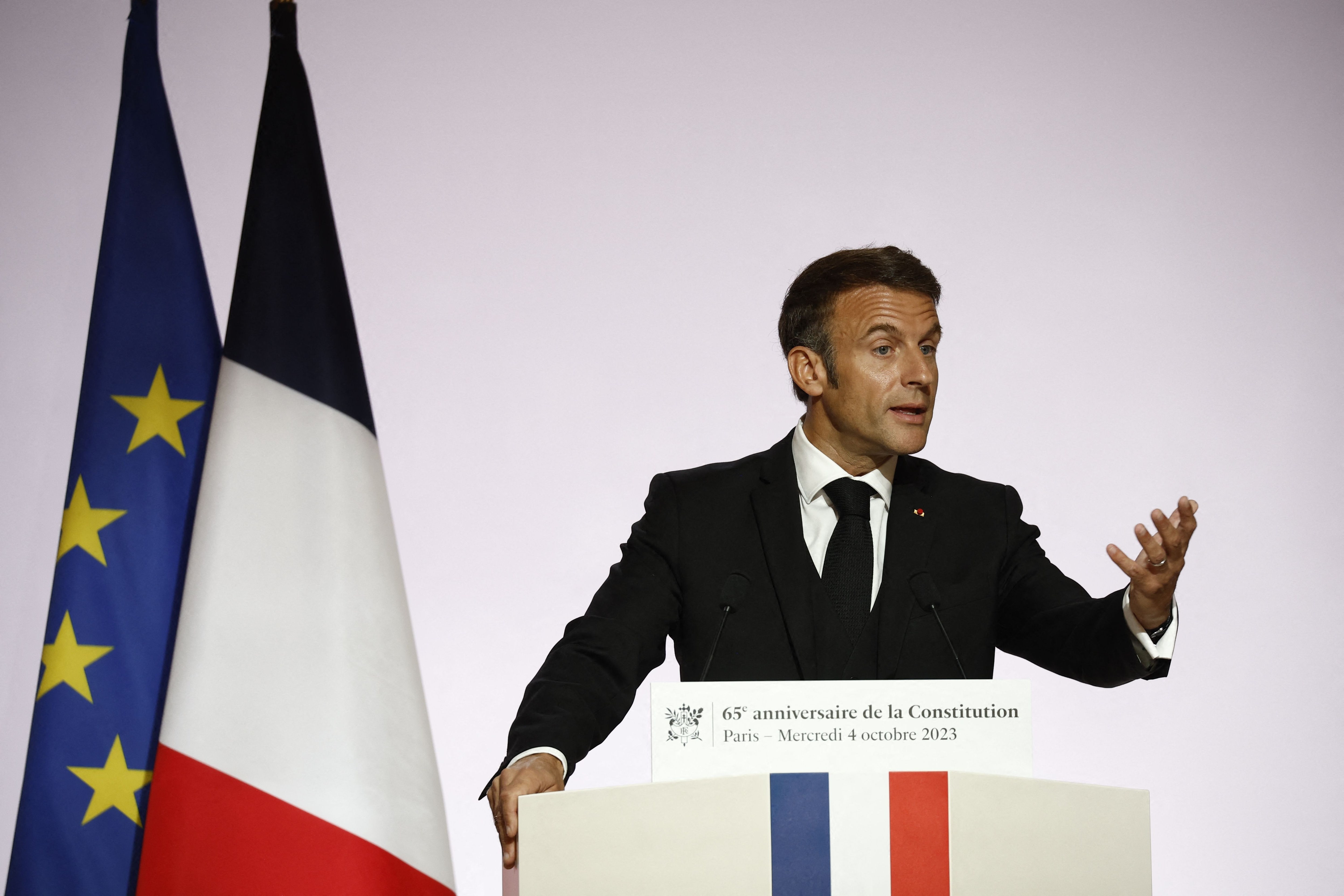 Schwangerschaftsabbruch - Recht auf Abtreibung soll in französische Verfassung - Macron legt Zeitplan vor