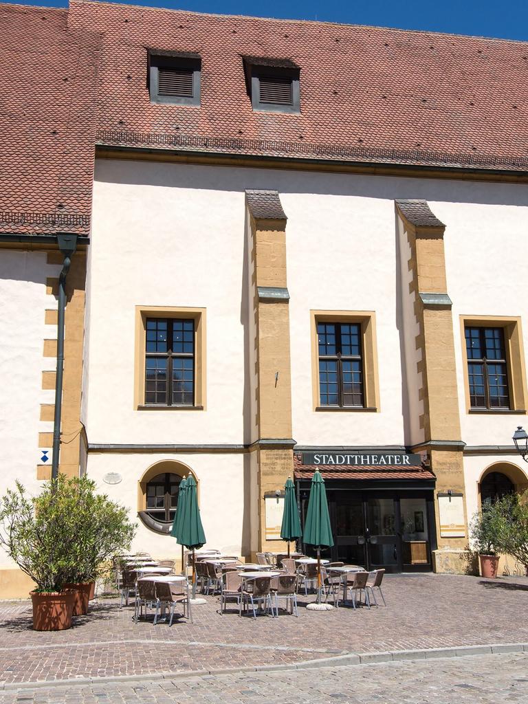 Chor der ehem. Franziskanerkirche (heute Stadttheater) in Amberg