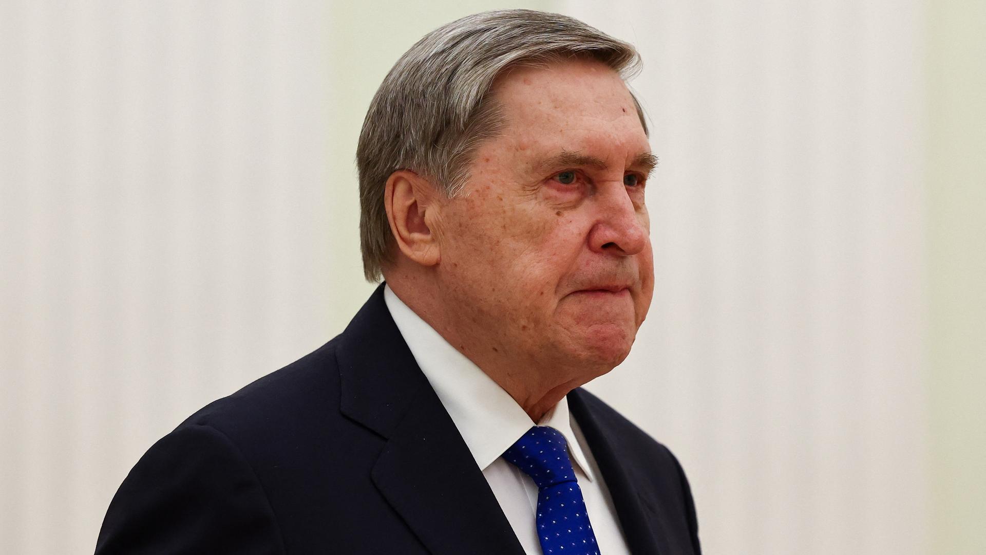 Yuri Uschakow im Seitenporträt Yuri Uschakow im Seitenporträt