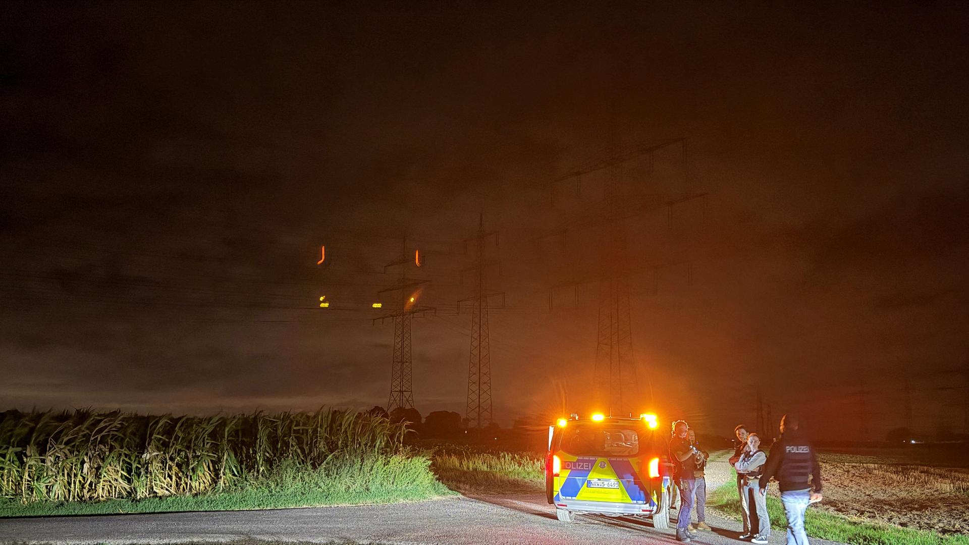 Dormagen: Polizeieinsatz aufgrund eines verdächtigen Gegenstandes in der Nähe des Umspannwerkes