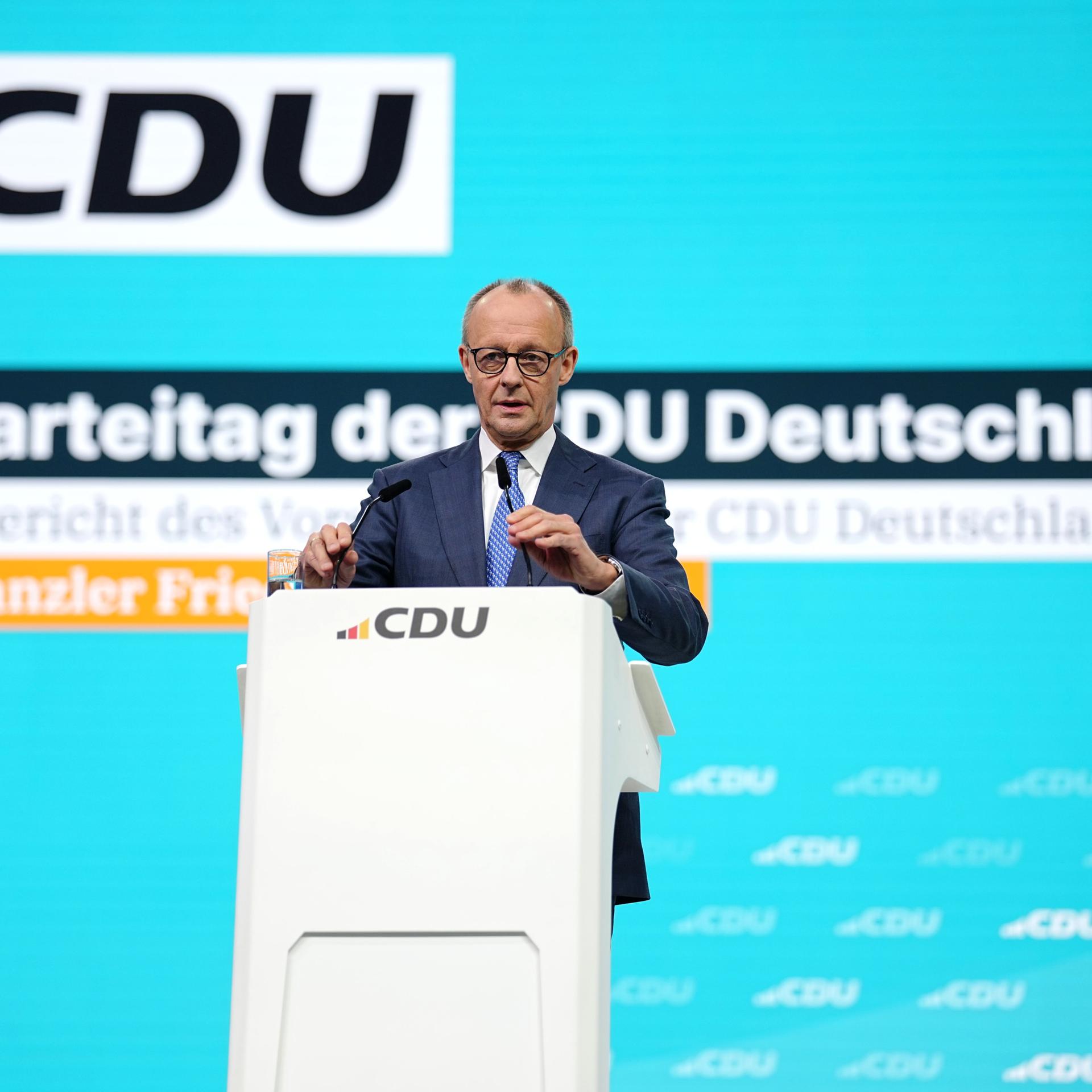 Stuttgart: Bundeskanzler Friedrich Merz, CDU-Parteivorsitzender,spricht beim CDU-Bundesparteitag.