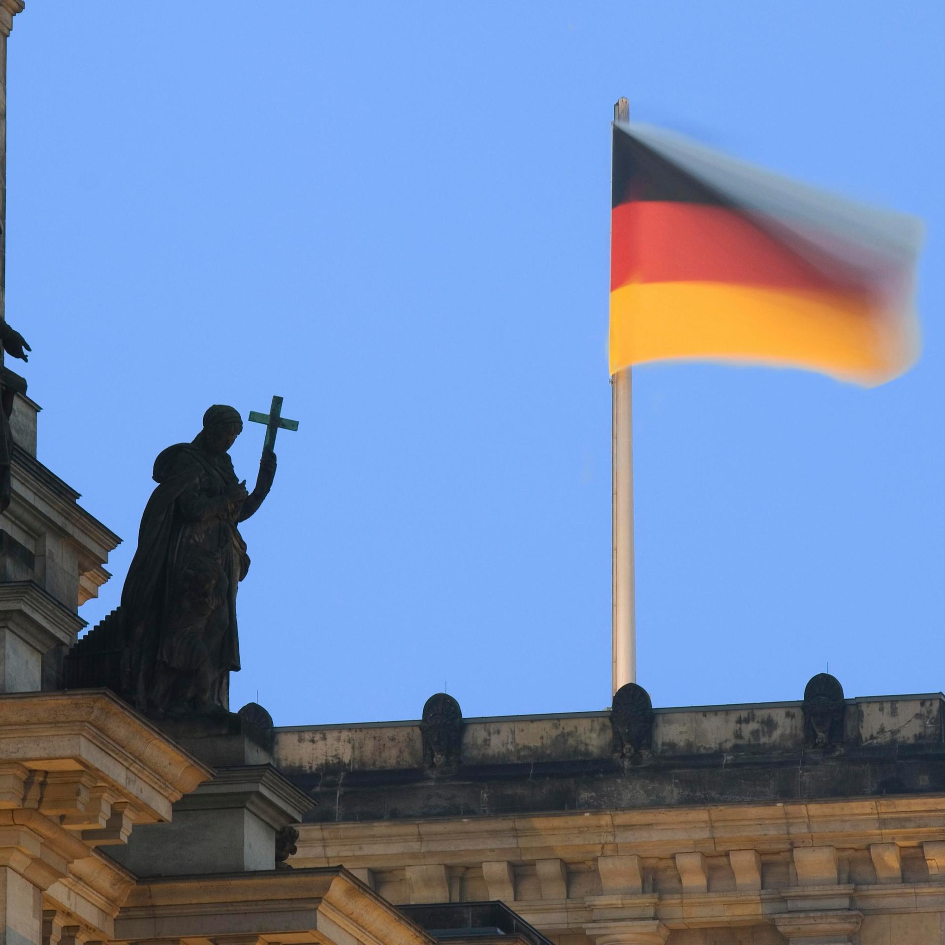 Staatsleistungen - Millionen vom Staat für die Kirchen
