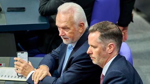 Wolfgang Kubicki, stellvertretender Bundesvorsitzende der FDP, und FDP-Parteichef Christian Dürr (rechts) 