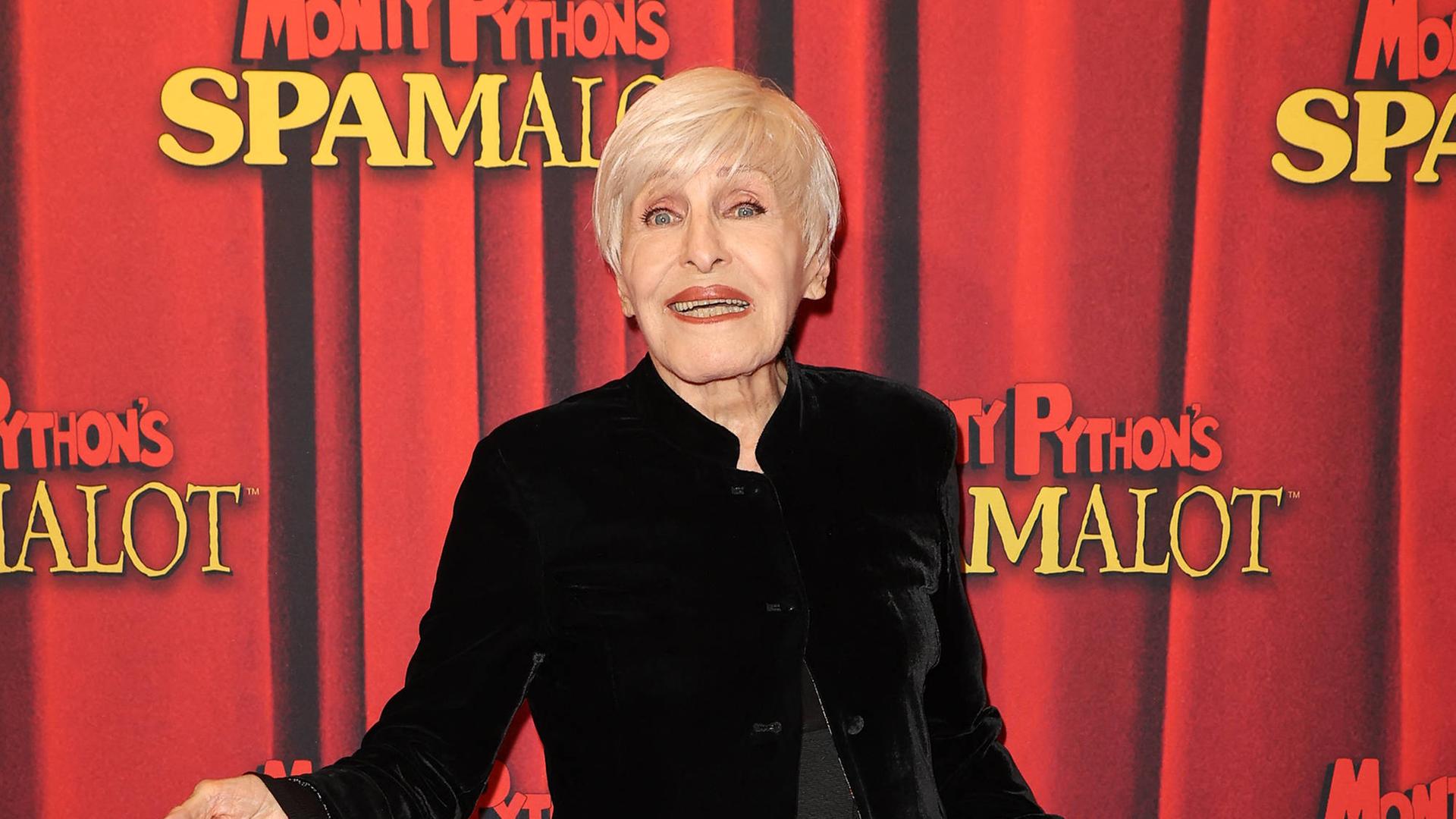 Nicole Croisille vor zwei Jahren auf einer Gala im Theatre De Paris. Nicole Croisille vor zwei Jahren auf einer Gala im Theatre De Paris.