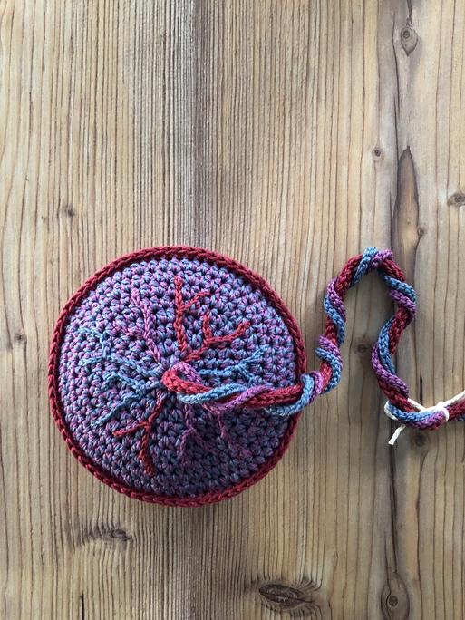 Gehäkeltes Plazenta-Modell. 