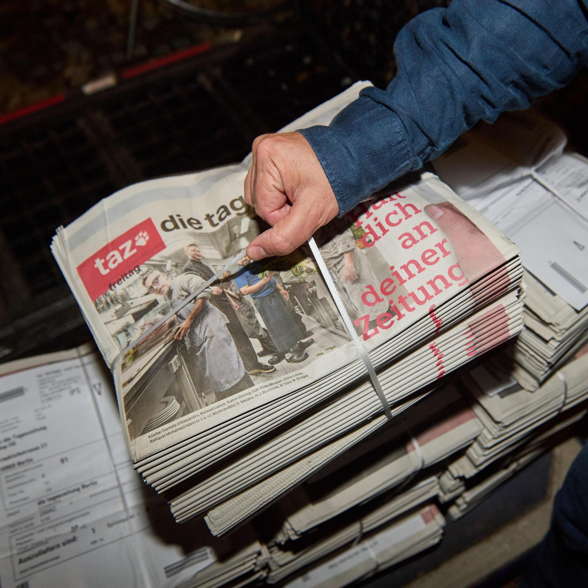 Vorreiterin der Zeitungsbranche? "taz" feiert Abschied von Werktags-Druckausgabe