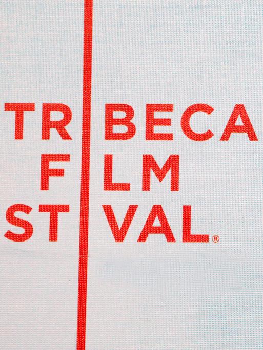 Das Tribeca Film Festival Logo in roten Lettern