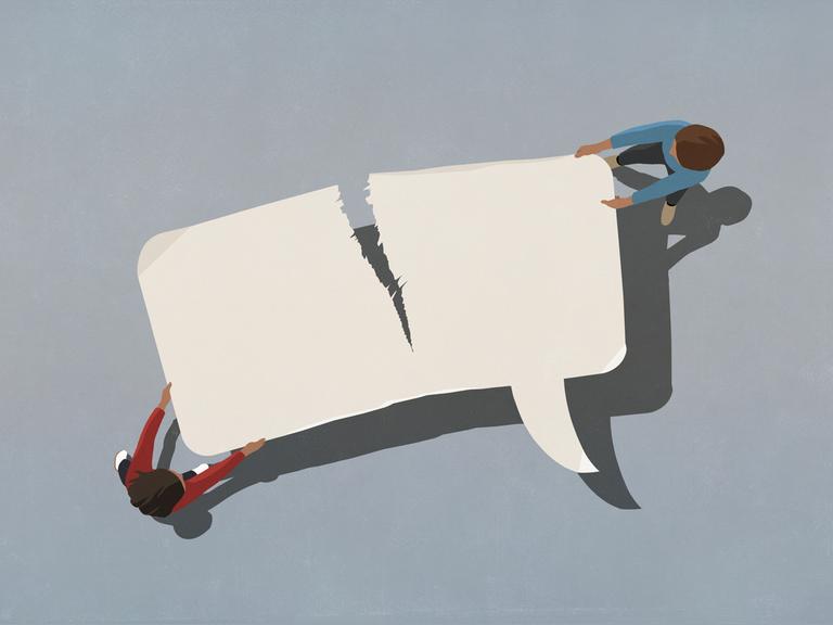 Illustration: Zwei Personen reißen an einer Sprechblase, die in der Mitte aufzureißen beginnt.