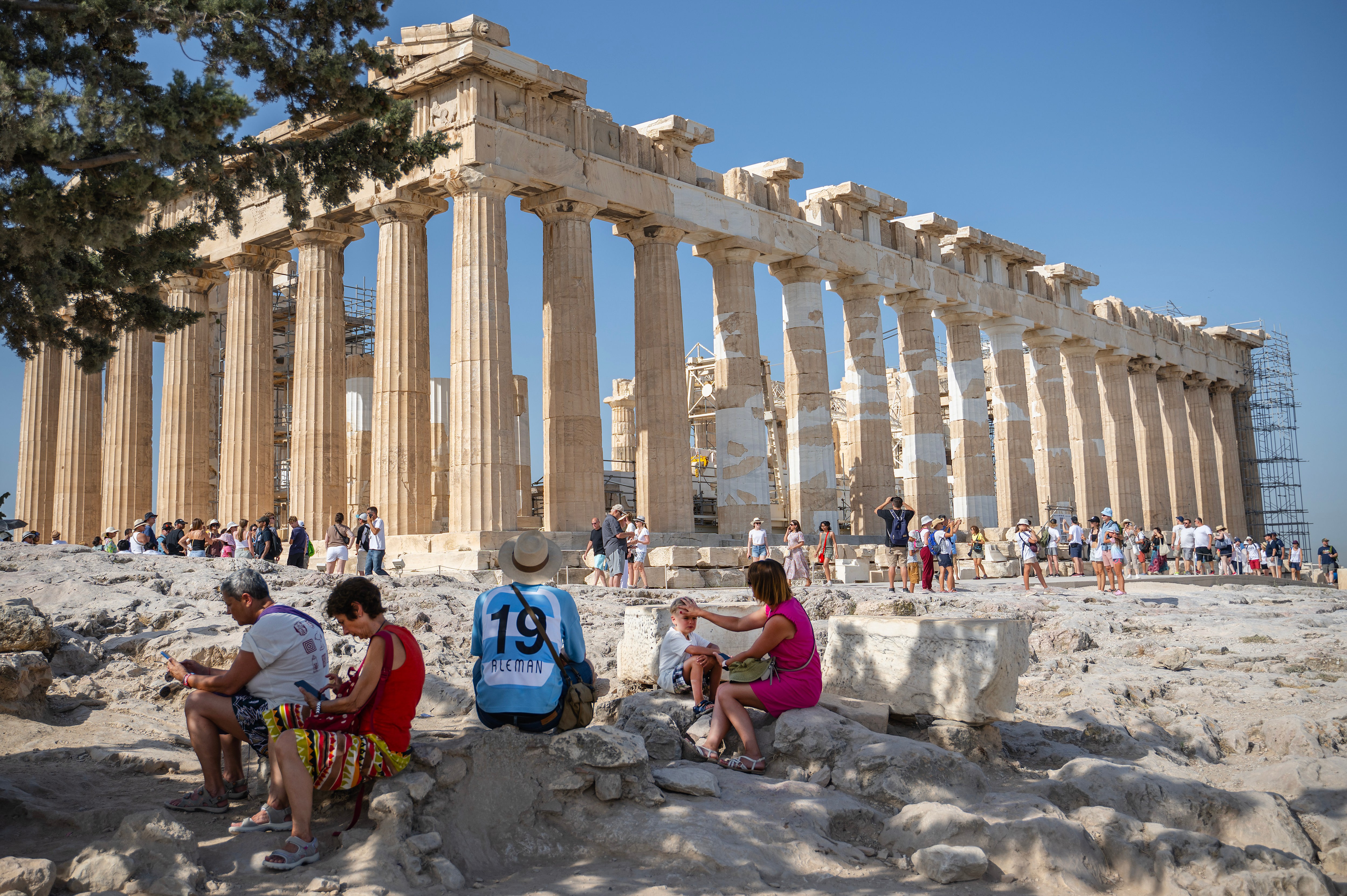 Griechenland - Akropolis wegen Hitze während der Mittagsstunden