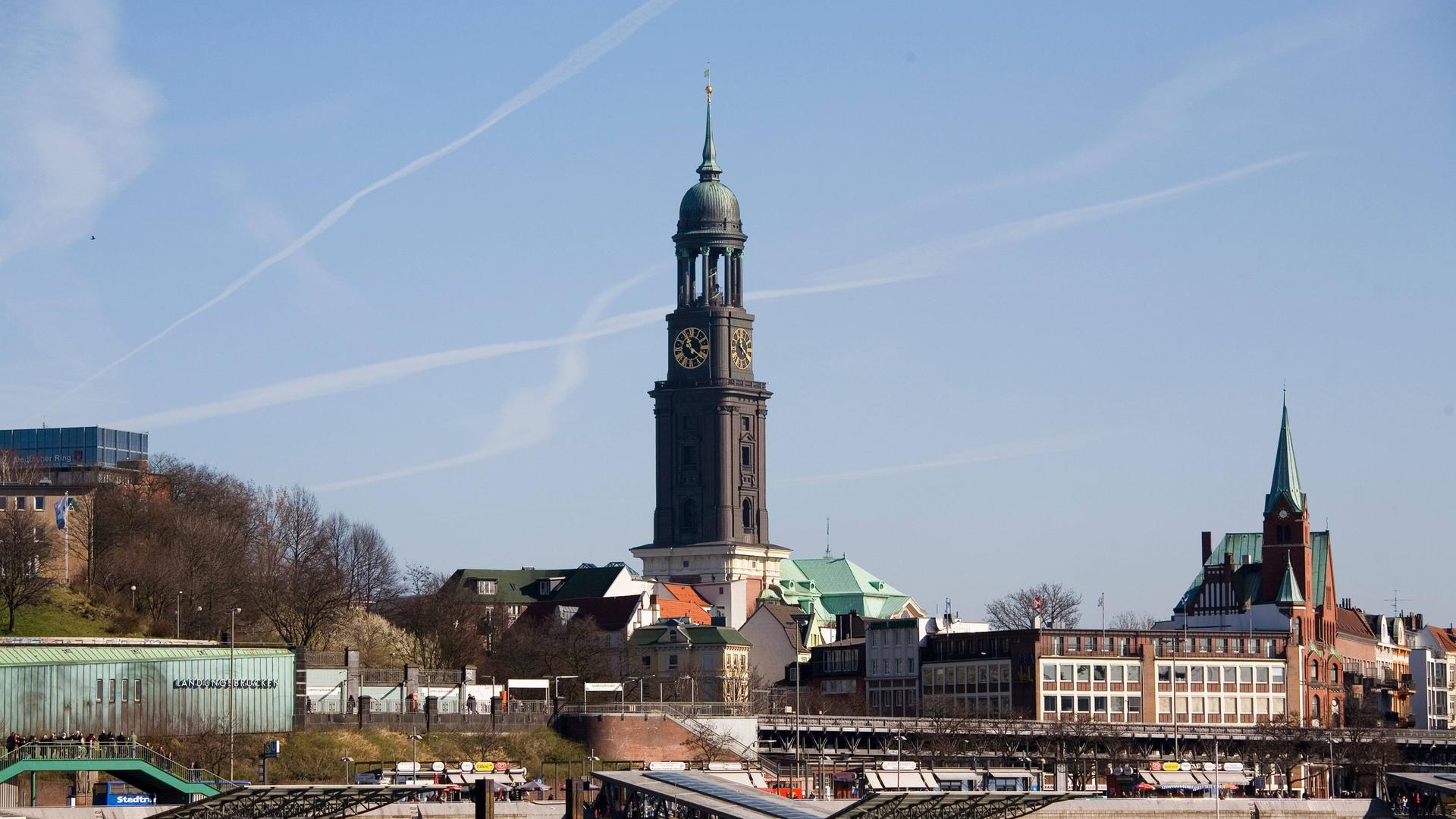 Die St. Michaelis Kirche, auch "Der Michel" genannt, in Hamburg