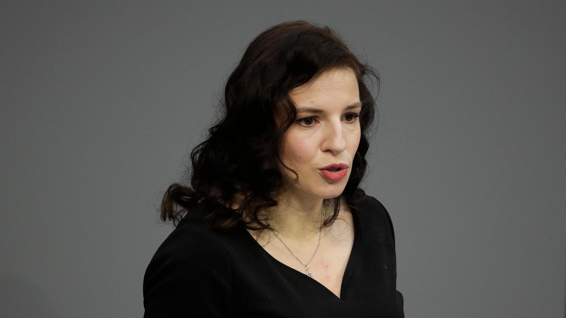 Ukrainian born Jew Marina Weisband delivers a speech at the German Federal Parliament, Bundestag, at the Reichstag building in Berlin, Germany, Wednesday, Jan. 27, 2021 during a special meeting commemorating the victims of the Holocaust on the International Holocaust Remembrance Day. (AP Photo/Markus Schreiber)