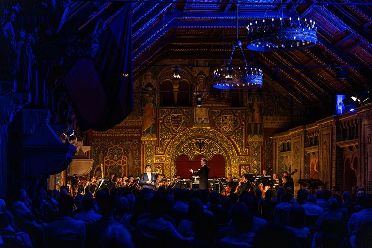 Die Meininger Hofkapelle bei einem Konzert im Palas der Warburg 2025