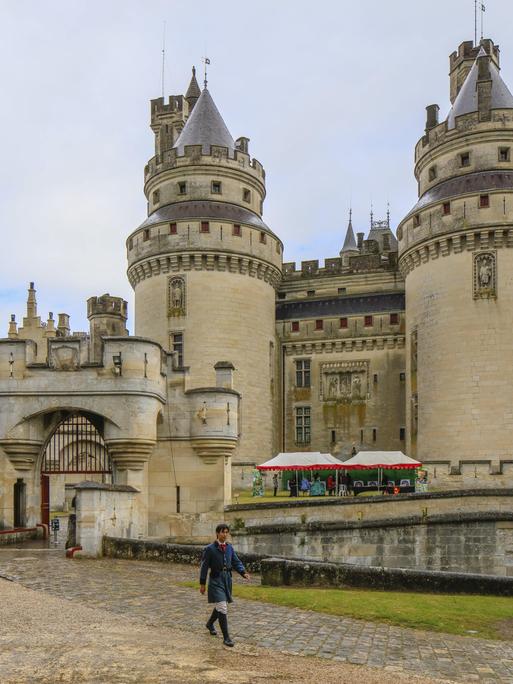 Burg Schloss Chateau de Pierrefonds, Departement Oise, Frankreich.