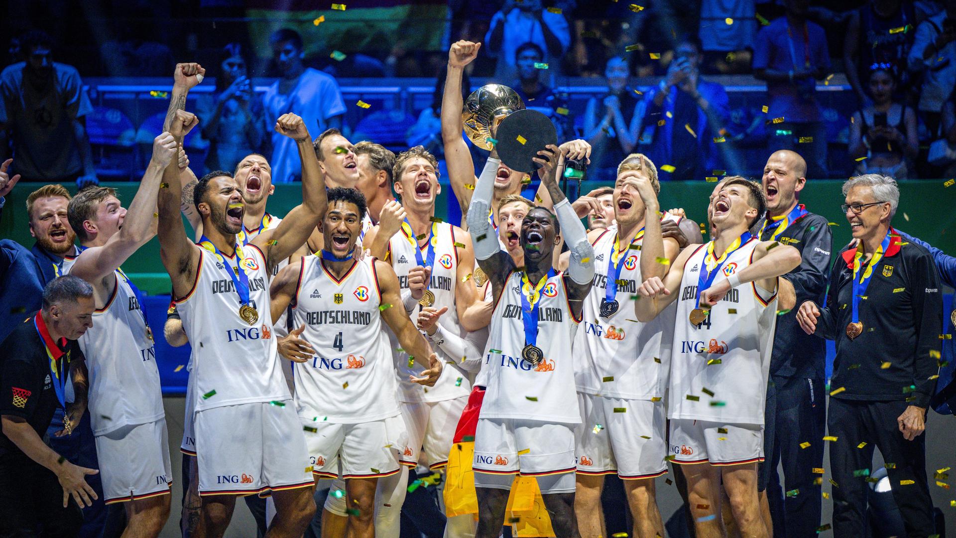 Triumph in Manila - Scholz und Faeser gratulieren deutschen Basketballern zum WM-Titel