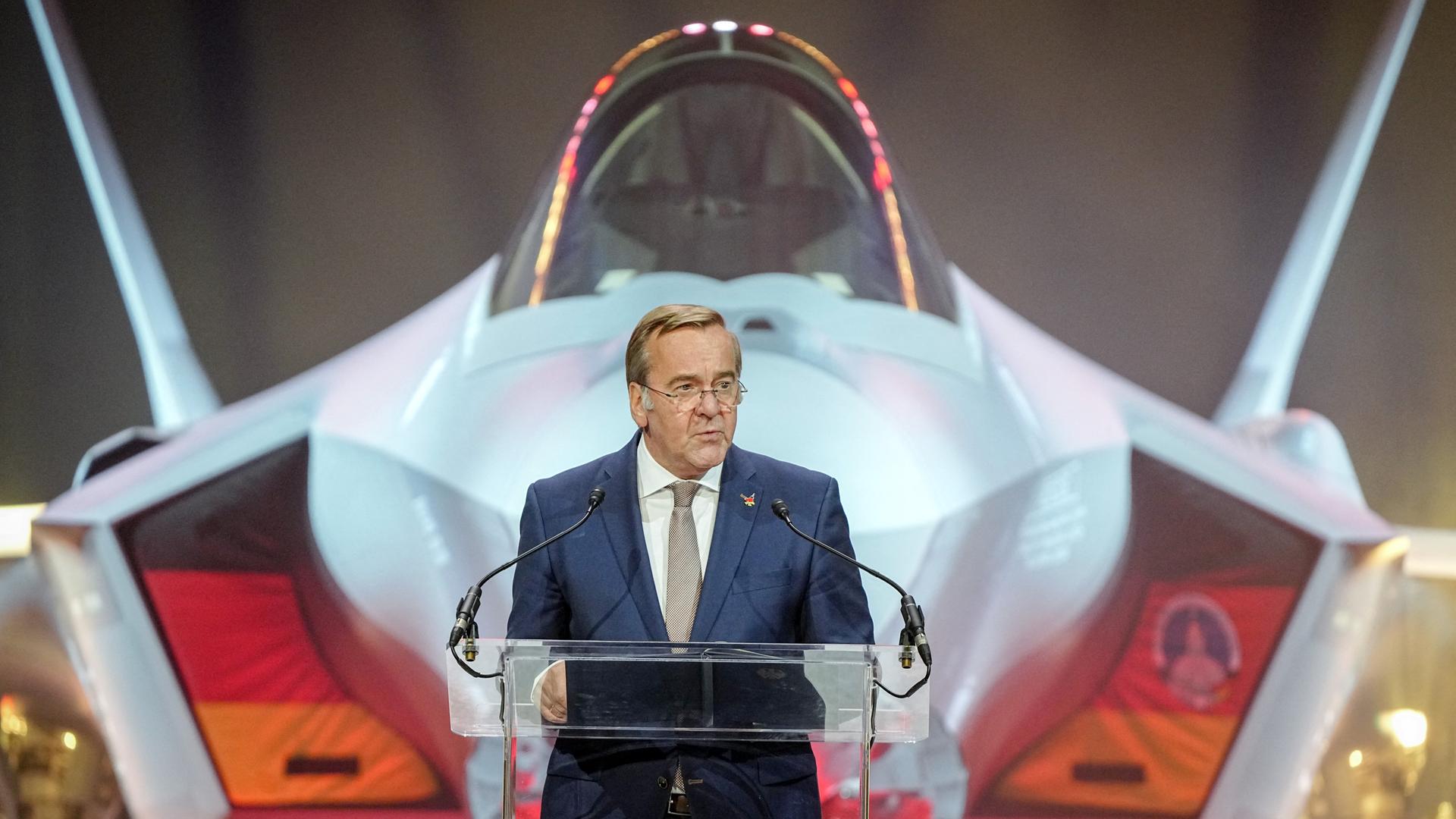 USA-Reise - Verteidigungsminister Pistorius nimmt in Texas bestellten F35-Kampfjet in Empfang