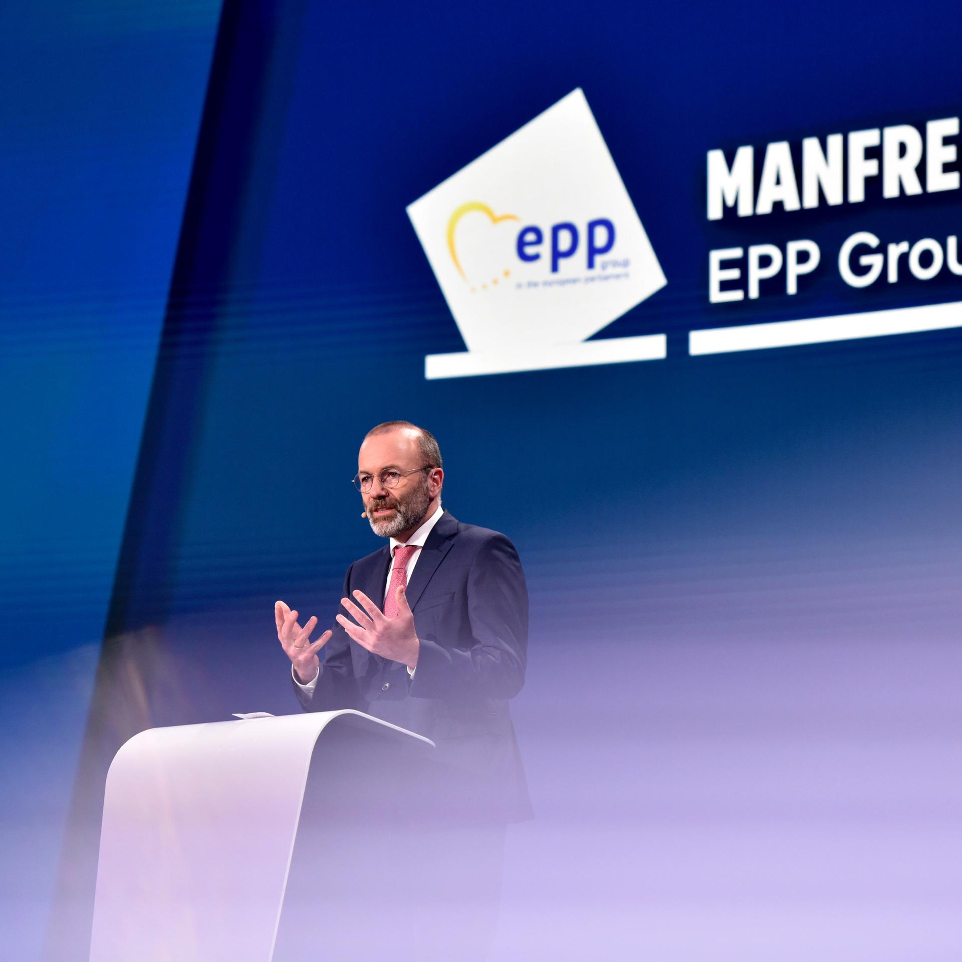 Belgien, Brüssel: Der Fraktionsvorsitzende der EVP-Fraktion, Manfred Weber, spricht während einer Wahlveranstaltung im Europäischen Parlament in Brüssel. 