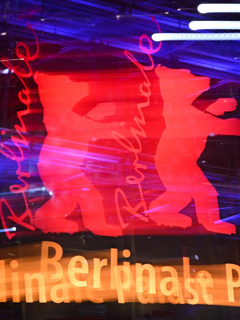 Das Berlinale Logo am Berlinale-Palast.