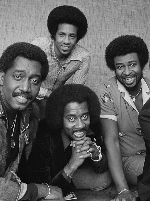 Die US-Soulband The Temptation: Im Bild zu sehen sind die Bandmitglieder Otis Williams, Melvin Franklin, Glenn Beonard, Richard Street und Dennis Edwards.