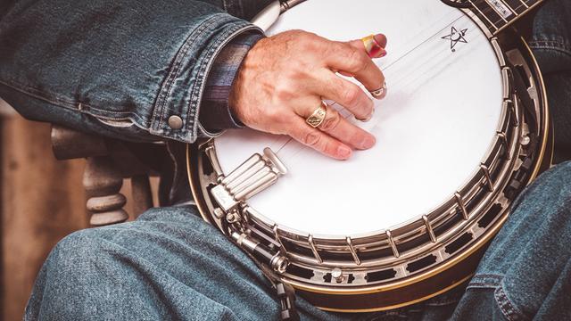 Ein Banjospieler