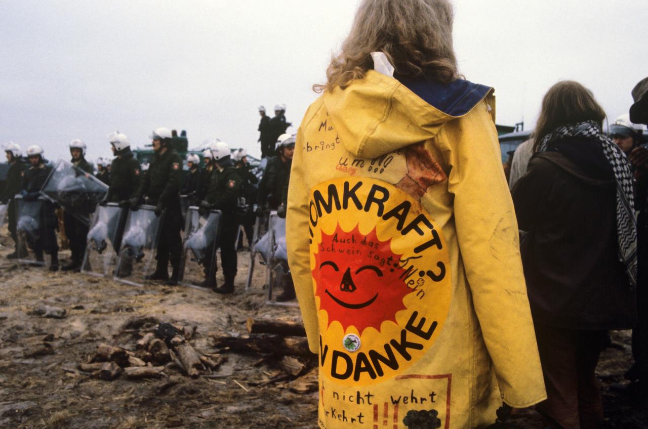 Polizei räumt Hüttendorf in Gorleben 1980