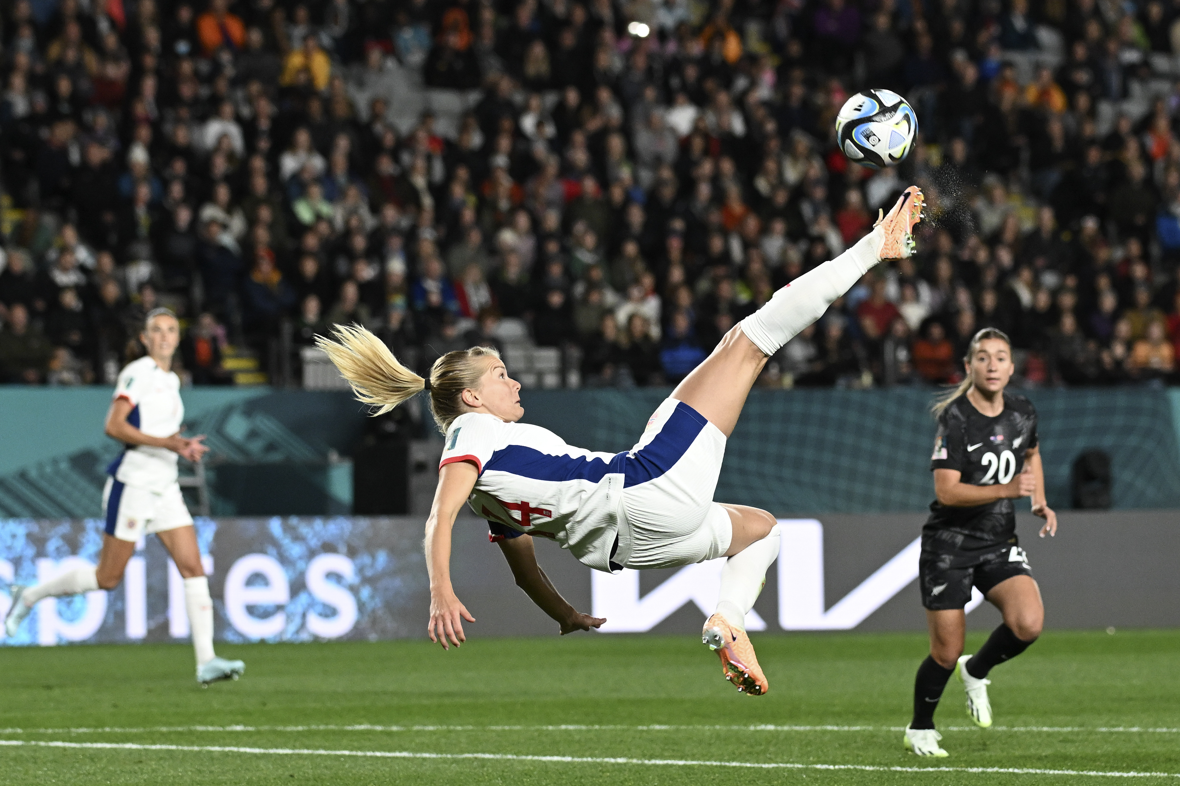 Frauen-Fußball-WM in Australien und Neuseeland gestartet