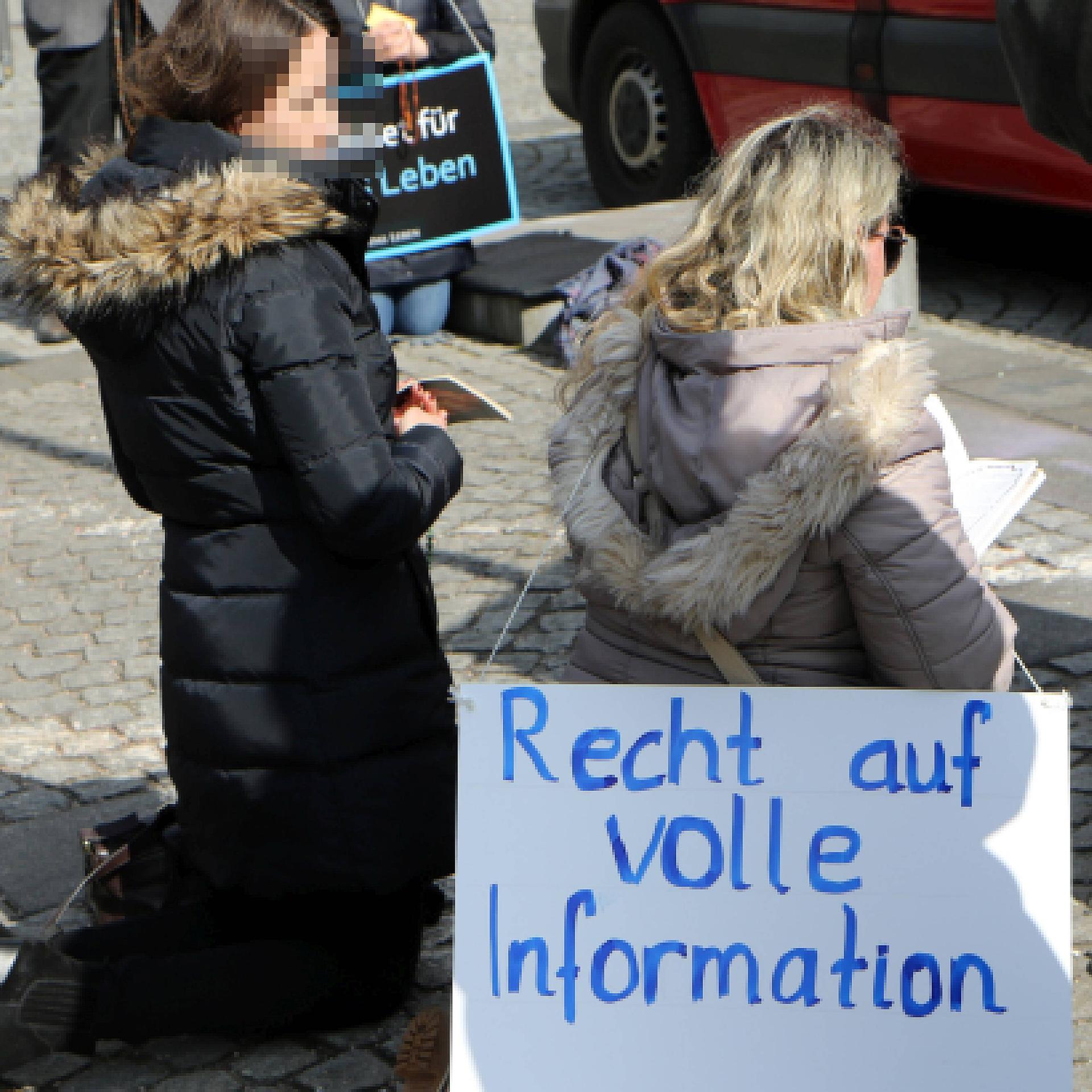 Die "Lebensschützer" - Wie radikale Christen die Politik beeinflussen