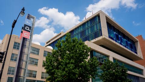 Außenansicht des Hauptsitzes von National Public Radio (NPR) in Washington