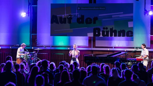 Radiokonzertreihe "Auf der Bühne" mit Novaa im Funkhaus Köln Kammermusiksaal am 20.10.2023.