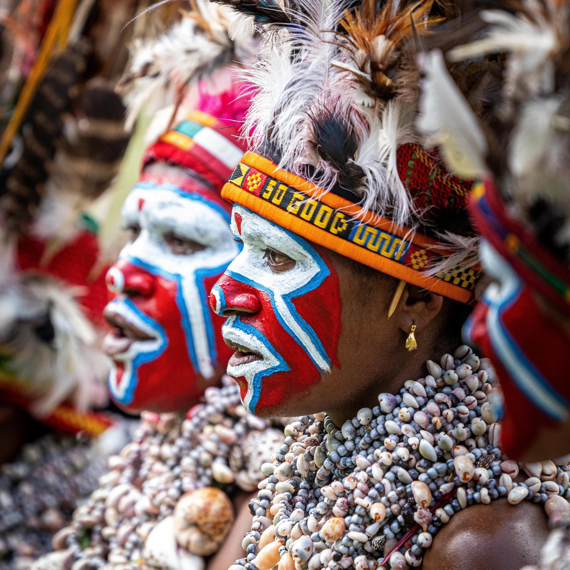 Papua-Neuguinea - "Hexen"-Verbrennung und brutaler Aberglaube