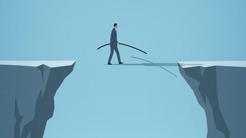 Illustration: Geschäftsmann balanciert über eine tiefe Schlucht zwischen zwei Klippen.