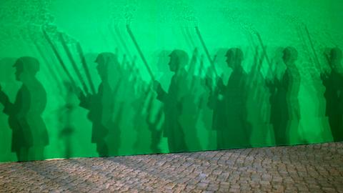 Schattenbild - Soldaten des Wachbataillon der Bundeswehr.