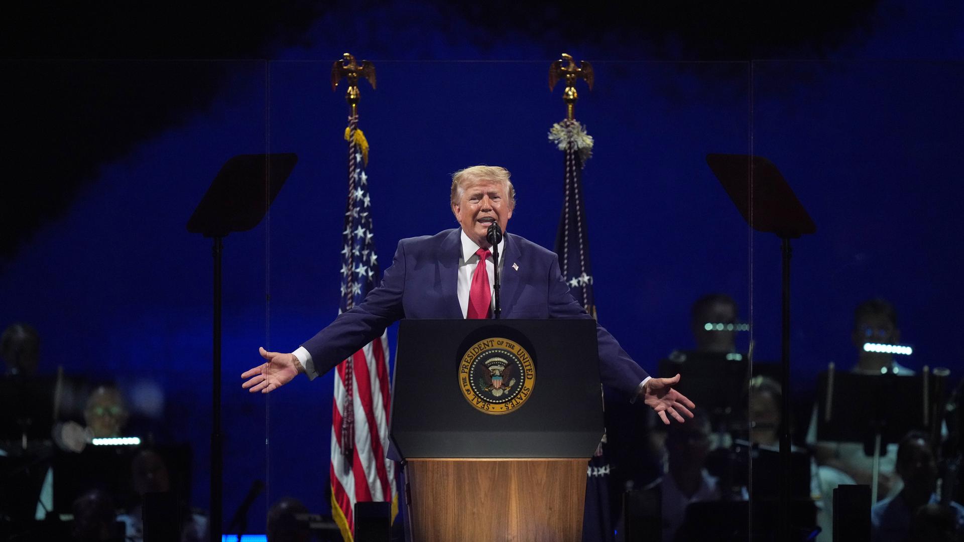 US-Präsident Donald Trump bei seiner Rede anlässlich des 250. Jahrestages der Unabhängigkeit der Vereinigten Staaten US-Präsident Donald Trump bei seiner Rede anlässlich des 250. Jahrestages der Unabhängigkeit der Vereinigten Staaten