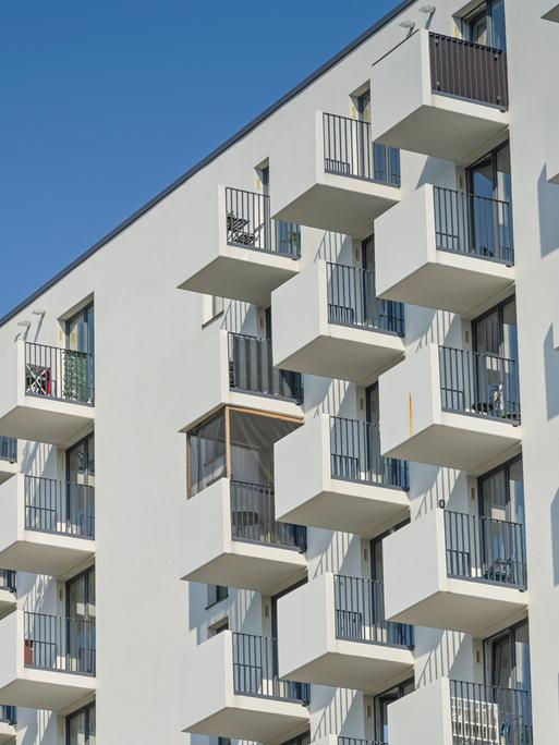 Wohnhaus, Allee der Kosmonauten, Marzahn, Berlin, Deutschland 
